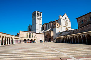 Passeio em Assis em Itália com Basílica de Santa Maria dos Anjos